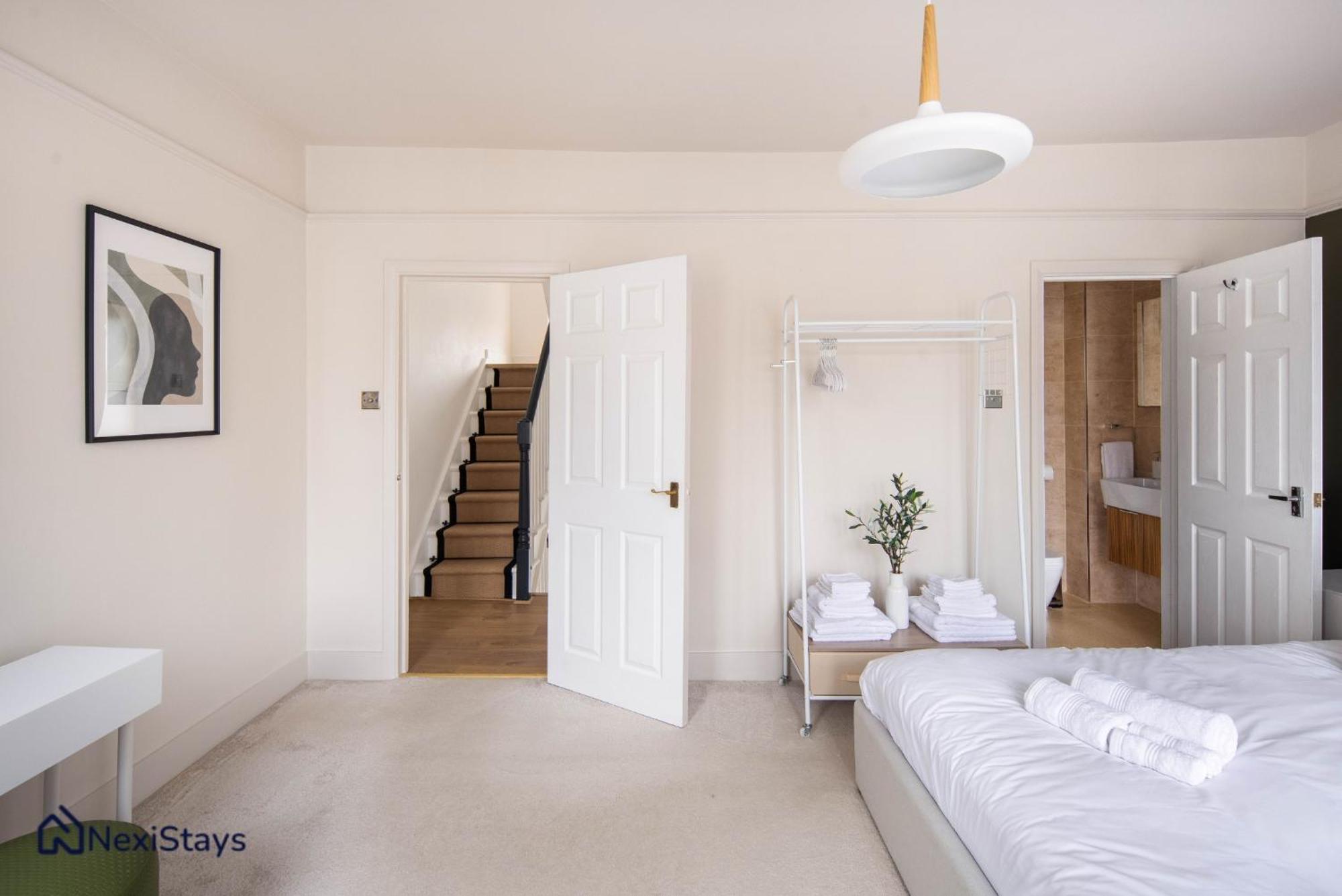 Apartamento 10 Mins Walk To The Oval, The Kennington Retreat Londres Exterior foto